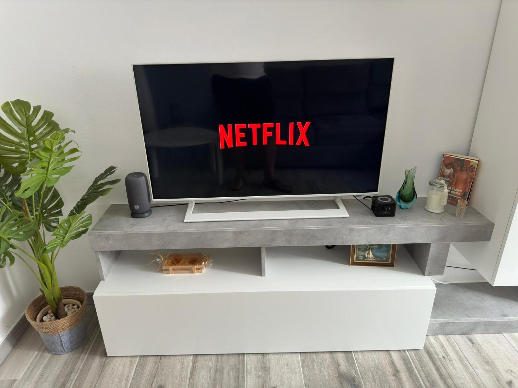 شقة Casa Di Afi, Perfect For 4 - Kitchen - Parking - Netflix أرونا المظهر الخارجي الصورة